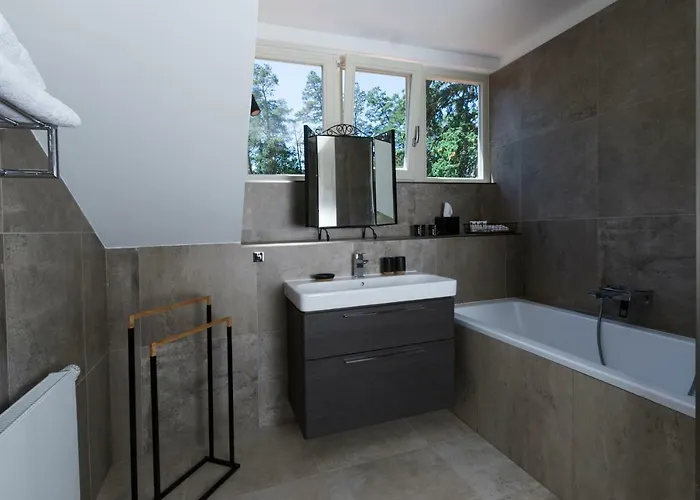 Areal Botanika 4*